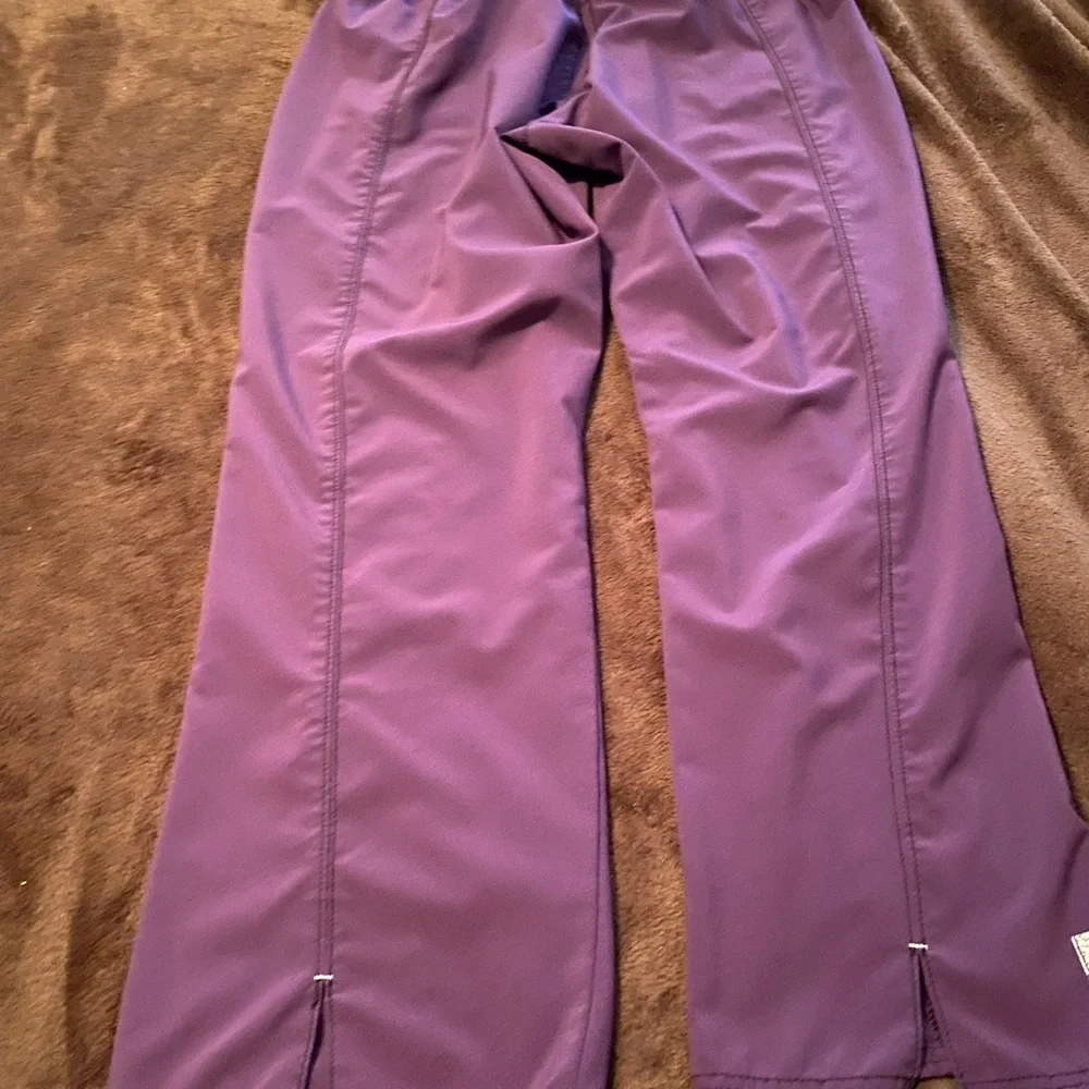 Deep plum Scrub’s - Picture 2 of 9